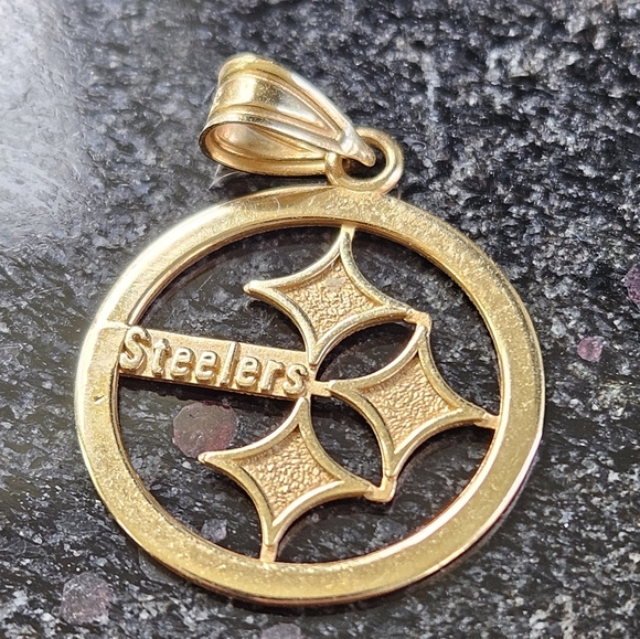 Vintage 14K NFL Licensed Yellow Gold Pittsburgh Steelers Pendant - Picture 1 of 7